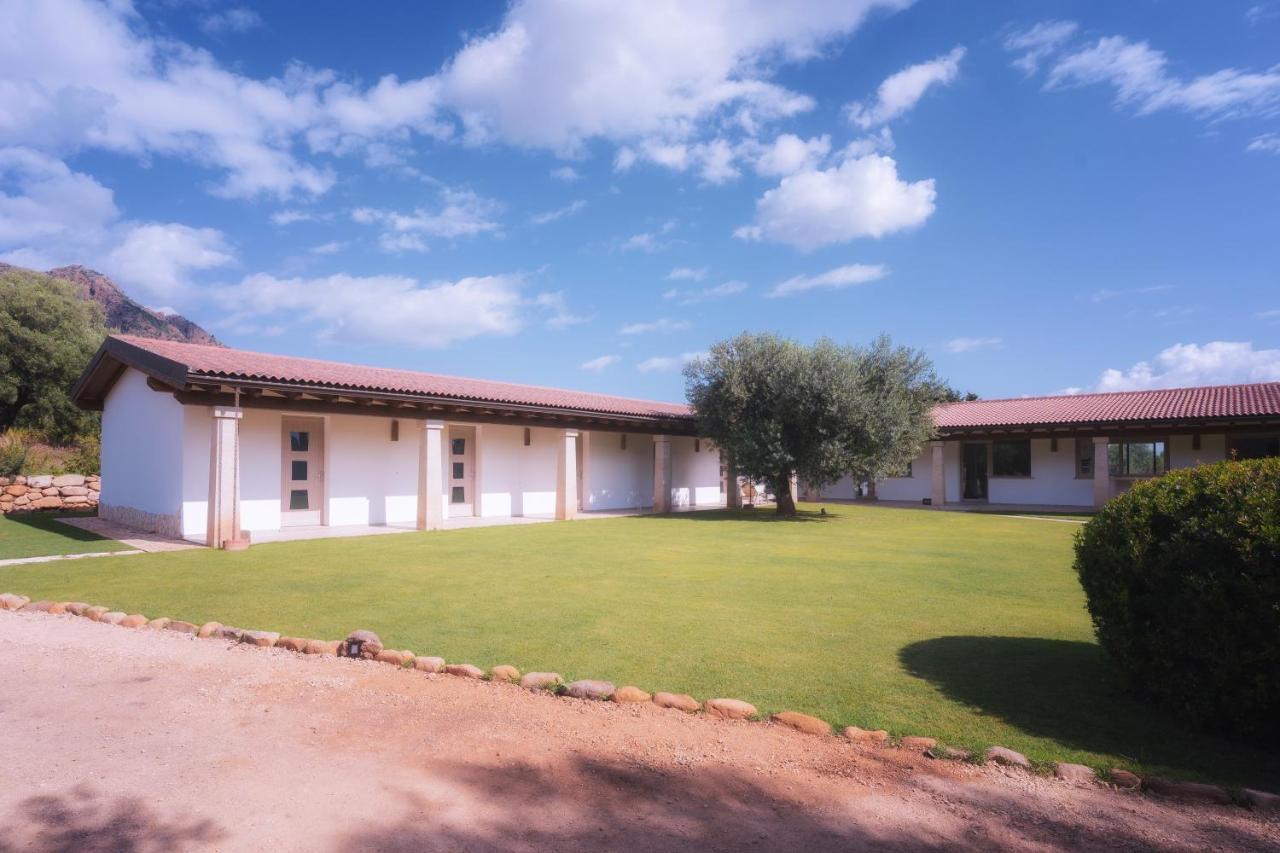 Su Cappeddu Agriturismo San Giorgio  Luaran gambar